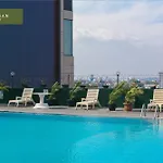 Tunjungan Hotel