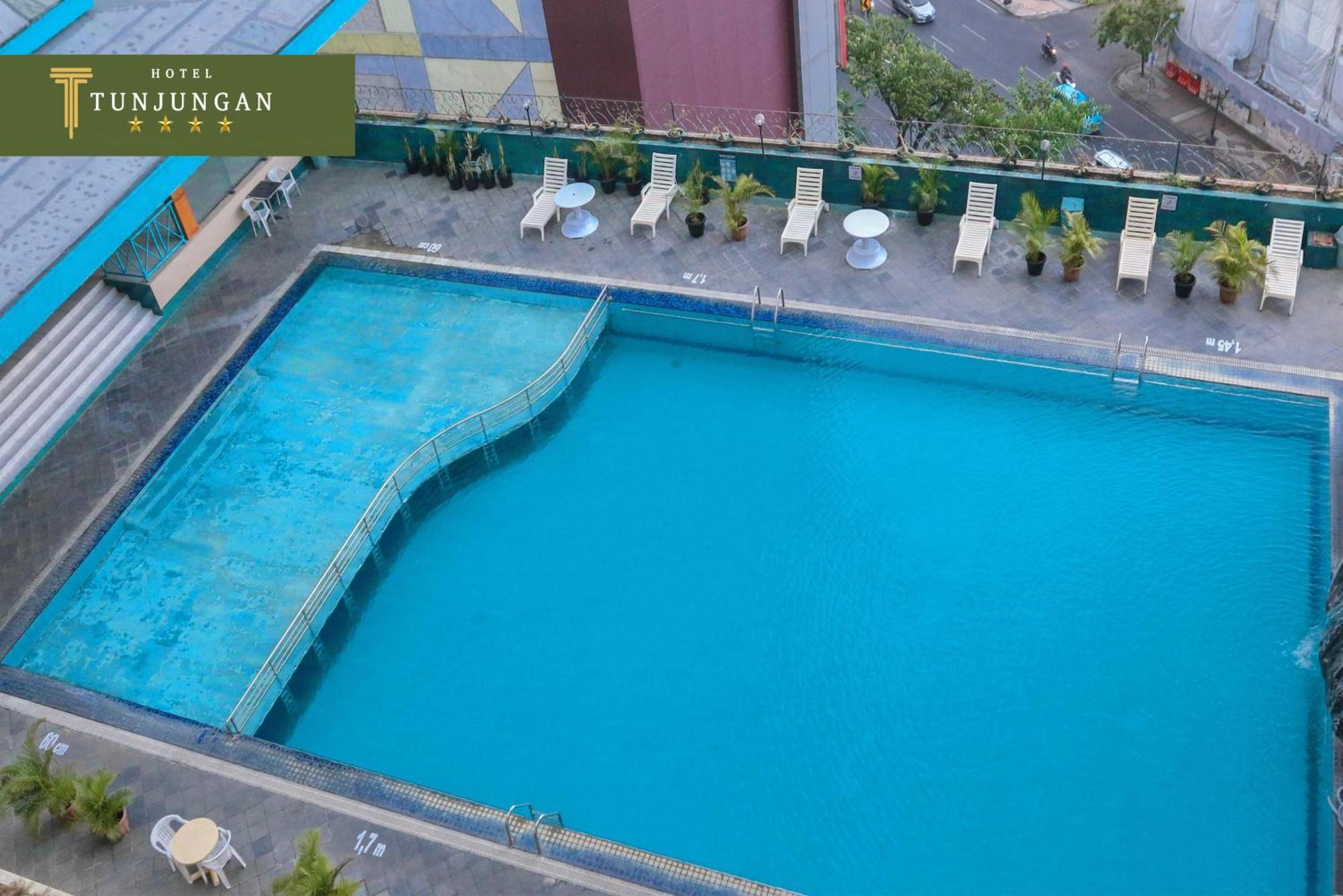 Tunjungan 4*