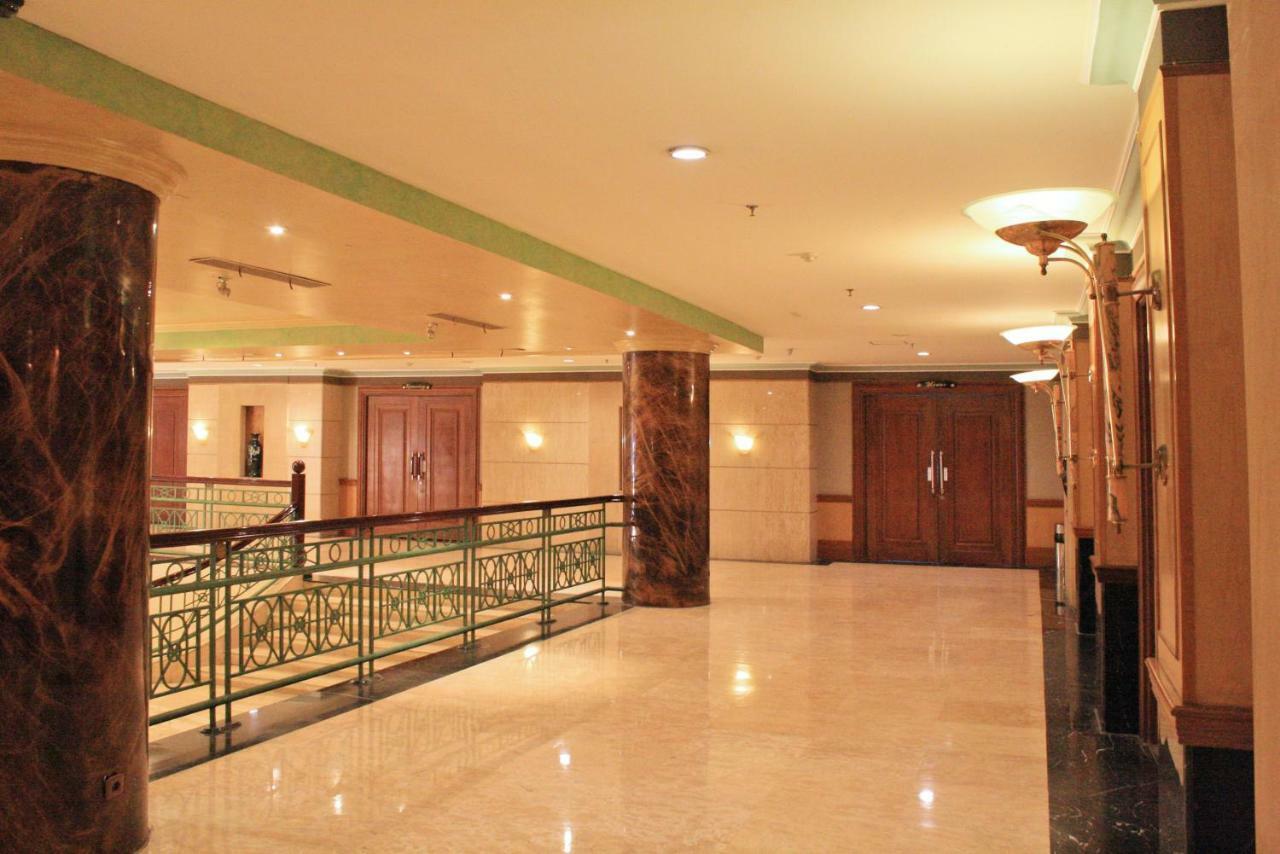 Tunjungan Hotel
